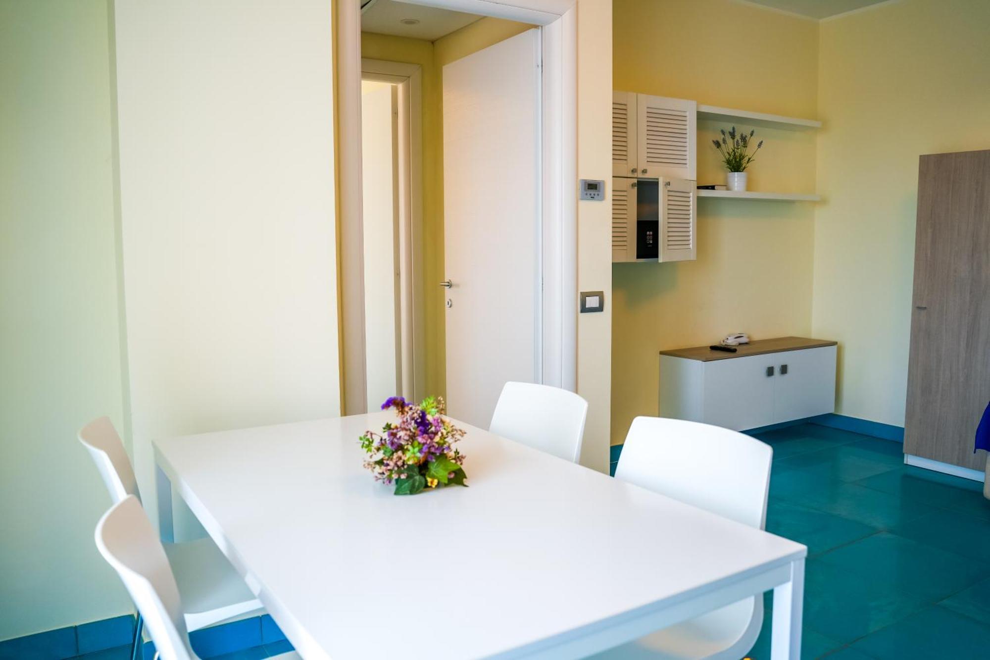 Residence Abruzzo Resort Tortoreto Екстериор снимка