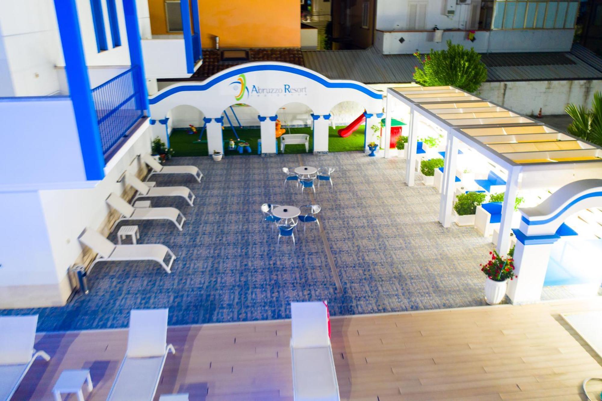 Residence Abruzzo Resort Tortoreto Екстериор снимка