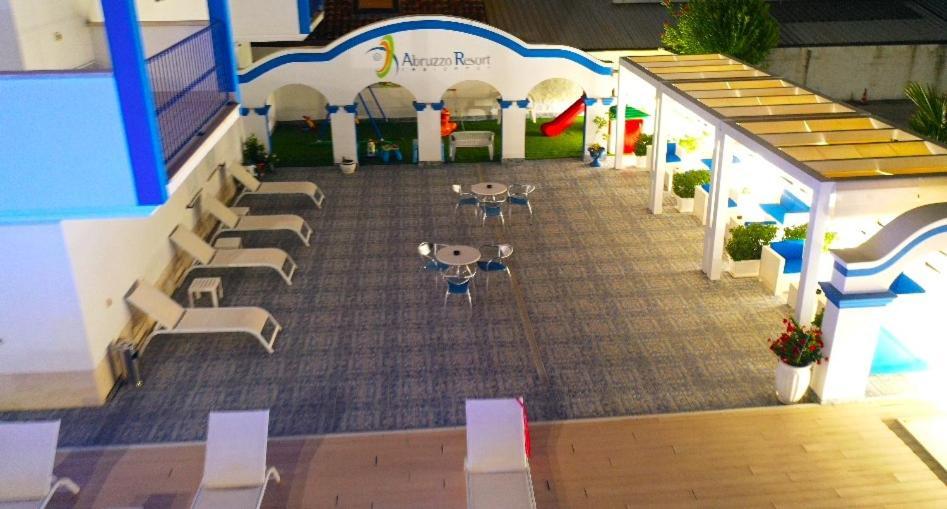 Residence Abruzzo Resort Tortoreto Екстериор снимка