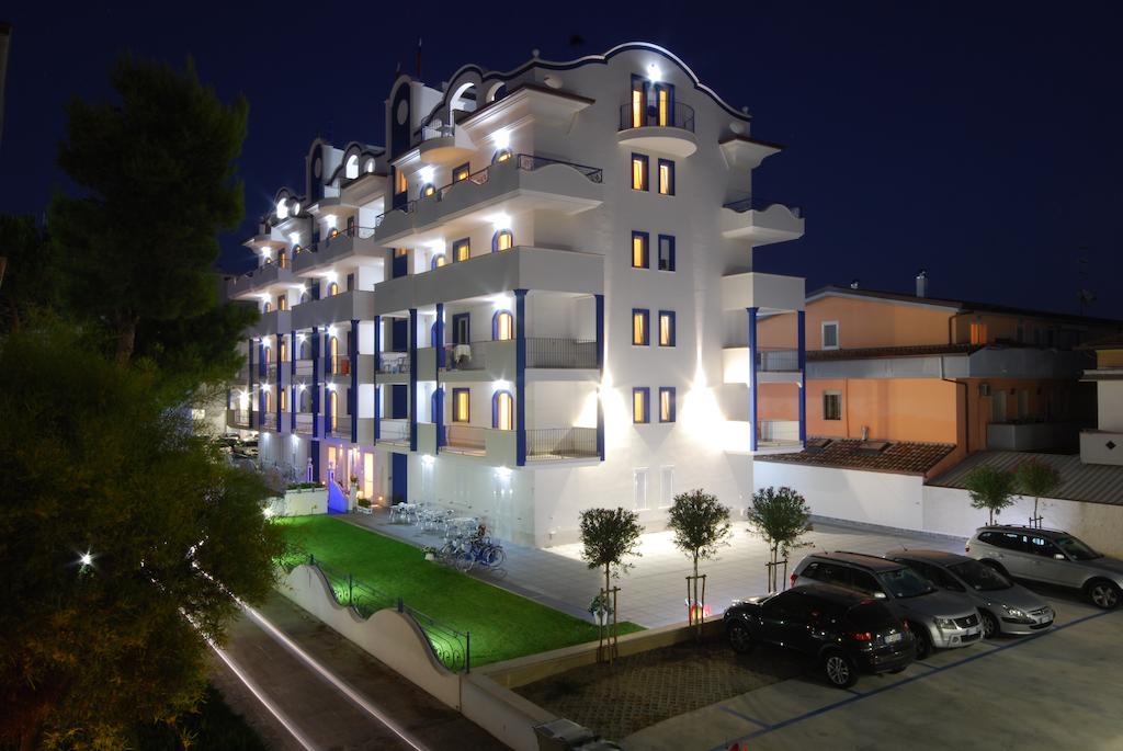 Residence Abruzzo Resort Tortoreto Екстериор снимка