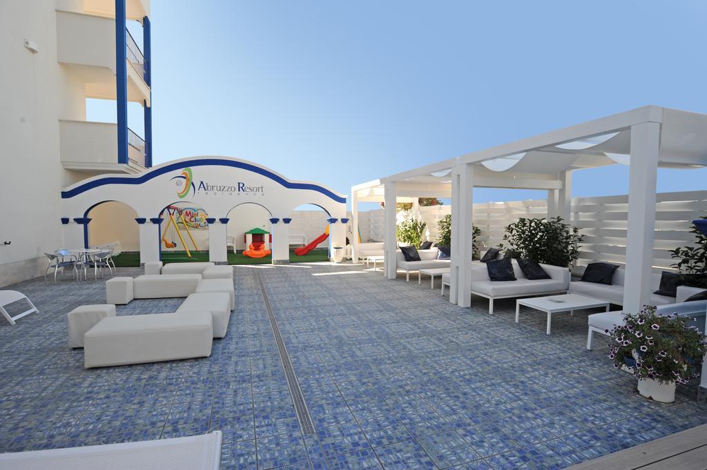 Residence Abruzzo Resort Tortoreto Екстериор снимка