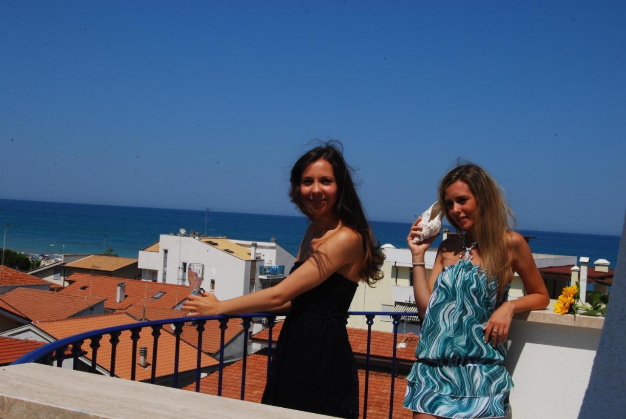 Residence Abruzzo Resort Tortoreto Екстериор снимка
